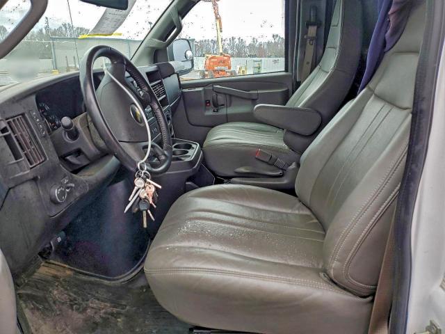 Продаж на аукціоні авто 2023 Chev Express G2500, vin: 1GCWGAFP3P1157266, номер лоту: 53306106