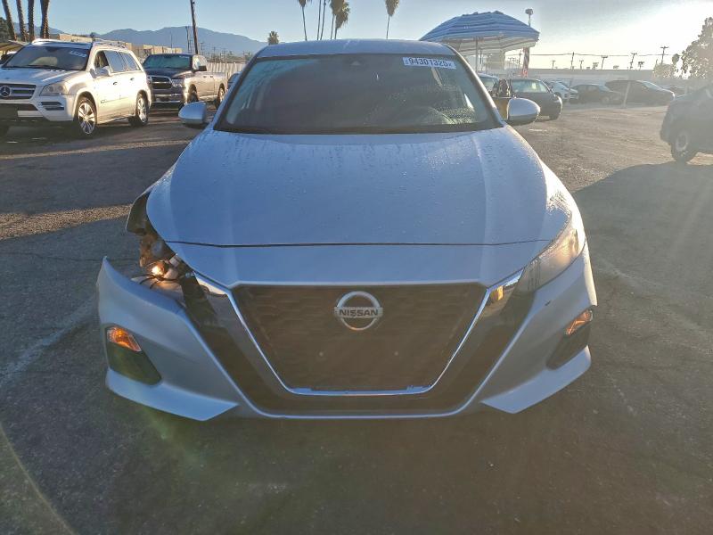 Продажа на аукционе авто 2022 Nissan Altima, vin: 1N4BL4BV3NN403163, номер лота: 94301325