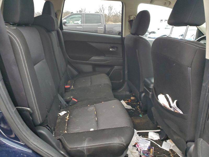 Продажа на аукционе авто 2018 Mitsubishi Outlander, vin: JA4AZ3A32JZ058025, номер лота: 94724875