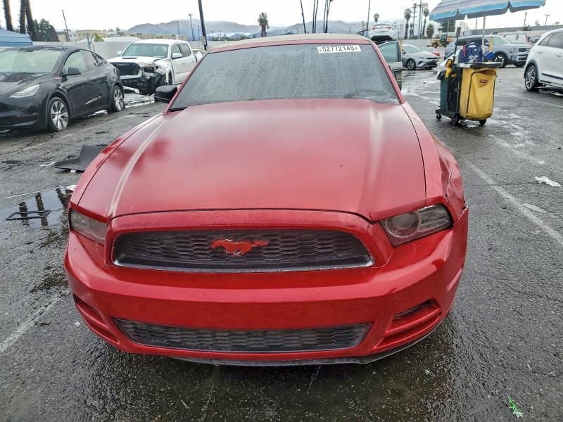 52772145 :رقم المزاد ، 1ZVBP8EM8D5204050 vin ، 2013 Ford Mustang مزاد بيع