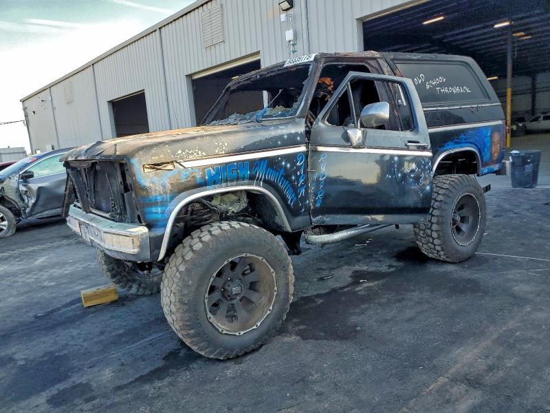 93339775 :رقم المزاد ، 1FMDU15F3DLA11230 vin ، 1983 Ford Bronco مزاد بيع