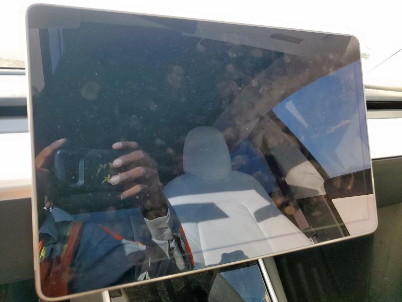 93314135 :رقم المزاد ، 5YJYGDEF3LF037701 vin ، 2020 Tesla Model Y مزاد بيع