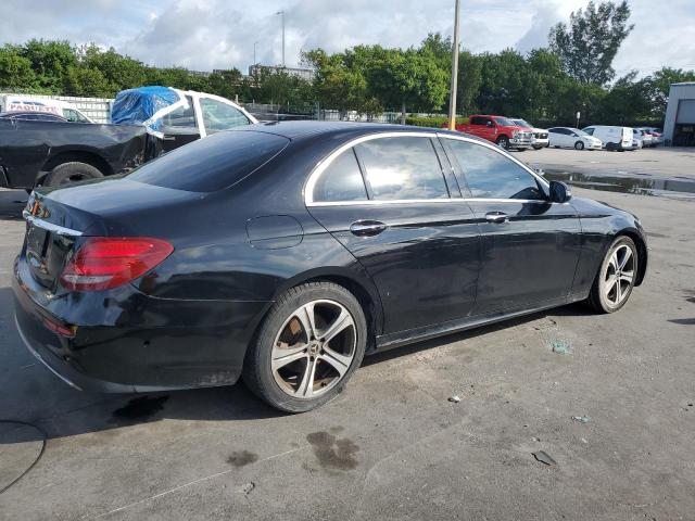 Aukcja sprzedaży 2018 Mercedes-benz E 300, vin: WDDZF4JB3JA389196, numer aukcji: 92171575