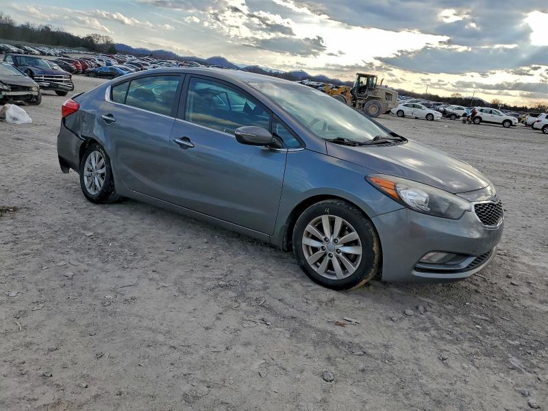 Продаж на аукціоні авто 2015 Kia Forte, vin: KNAFX4A83F5392322, номер лоту: 94107075