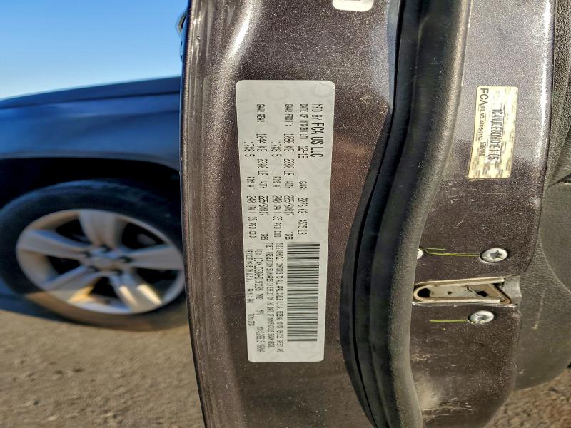 92762495 :رقم المزاد ، 1C4NJDEB0HD191105 vin ، 2017 Jeep Compass مزاد بيع