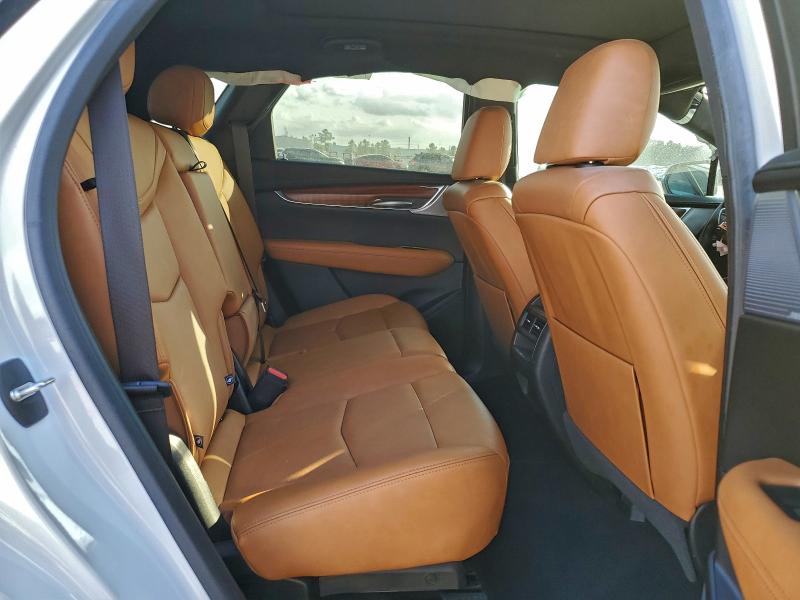 94106985 :رقم المزاد ، 1GYKNCRS5RZ715150 vin ، 2024 Cadillac Xt5 Premiu مزاد بيع
