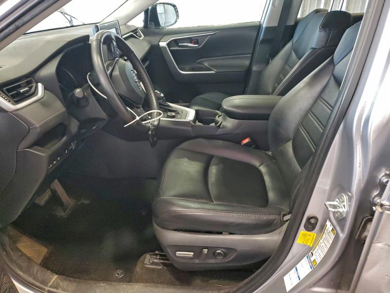 2021 Toyota Rav4 მანქანა იყიდება აუქციონზე, vin: 4T3B6RFV2MU061611, აუქციონის ნომერი: 94118985