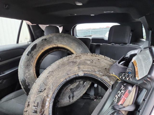 92050935 :رقم المزاد ، 1FM5K8D80JGA56829 vin ، 2018 Ford Explorer مزاد بيع