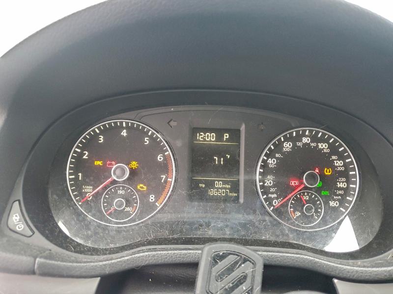 2013 Volkswagen Passat მანქანა იყიდება აუქციონზე, vin: 1VWAP7A30DC053140, აუქციონის ნომერი: 93897015
