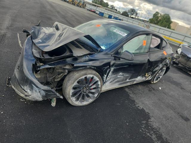 92378135 :رقم المزاد ، 7SAYGDEF4NF568573 vin ، 2022 Tesla Model Y مزاد بيع