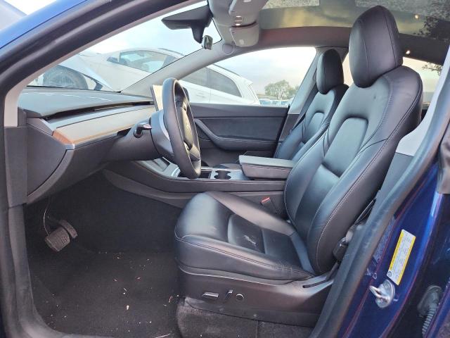 2022 Tesla Model Y მანქანა იყიდება აუქციონზე, vin: 7SAYGDEE2NF370128, აუქციონის ნომერი: 92464385
