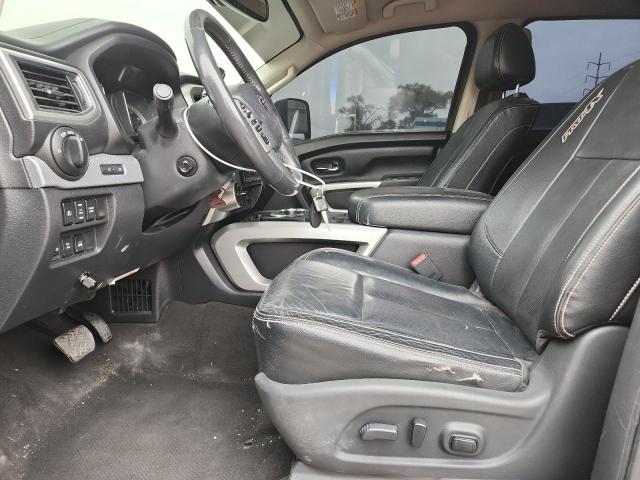 93531685 :رقم المزاد ، 1N6BA1F40HN556780 vin ، 2017 Nissan Titan Xd S مزاد بيع