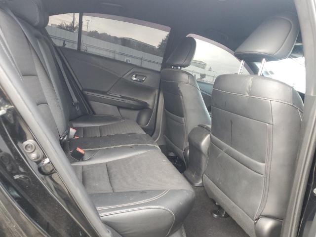 Продажа на аукционе авто 2017 Honda Accord Spo, vin: 1HGCR2F5XHA227463, номер лота: 92330495