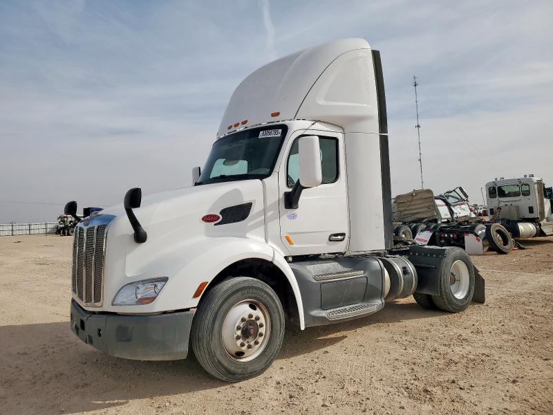 93058785 :رقم المزاد ، 1XPBA48X1KD622101 vin ، 2019 Peterbilt 579 مزاد بيع