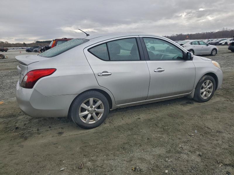2013 Nissan Versa მანქანა იყიდება აუქციონზე, vin: 3N1CN7AP7DL892388, აუქციონის ნომერი: 94478205