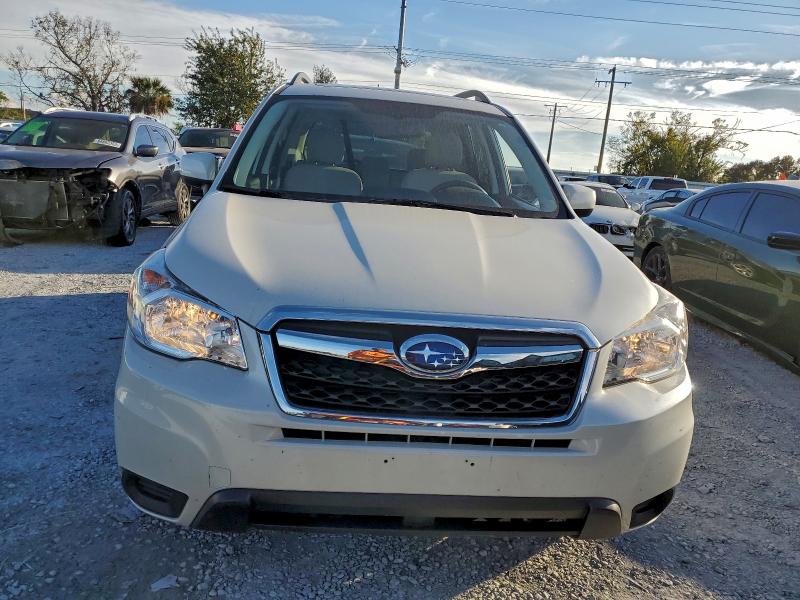 94393125 :رقم المزاد ، JF2SJADC4FH418847 vin ، 2015 Subaru Forester مزاد بيع