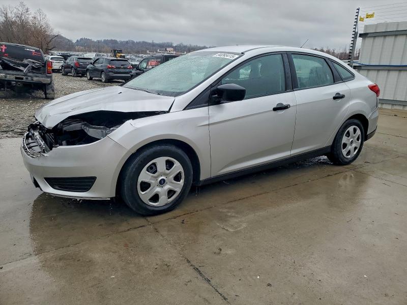 2018 Ford Focus მანქანა იყიდება აუქციონზე, vin: 1FADP3E23JL243428, აუქციონის ნომერი: 94095415