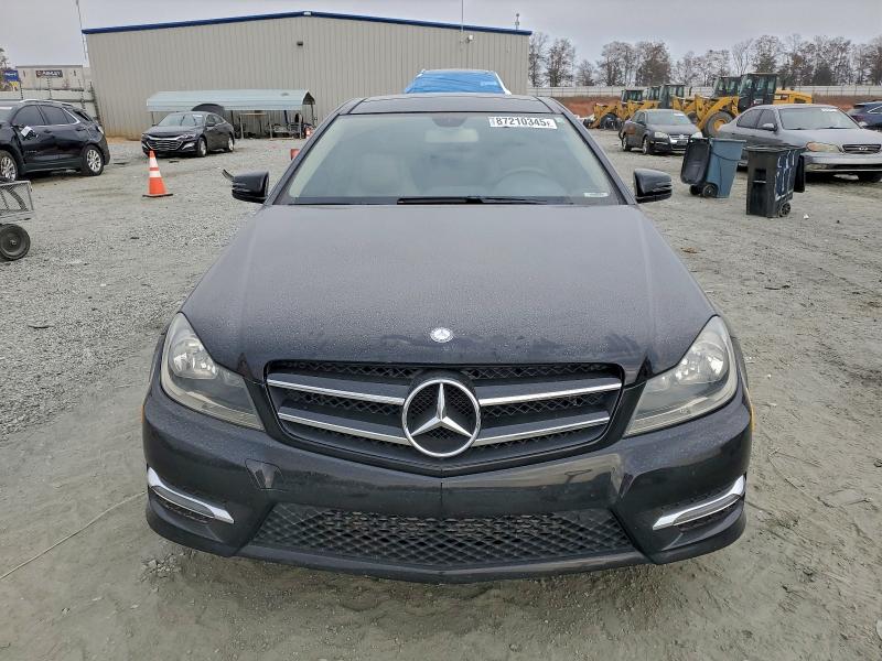 Продаж на аукціоні авто 2015 Mercedes-benz C 250, vin: WDDGJ4HBXFG368457, номер лоту: 87210345