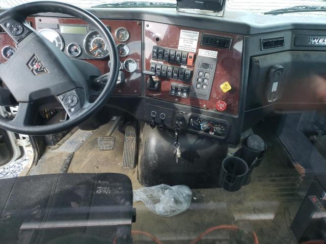81394783 :رقم المزاد ، 5KKHAVDV1NPNK5813 vin ، 2022 Western Star/auto Car Conventional 4700sf مزاد بيع