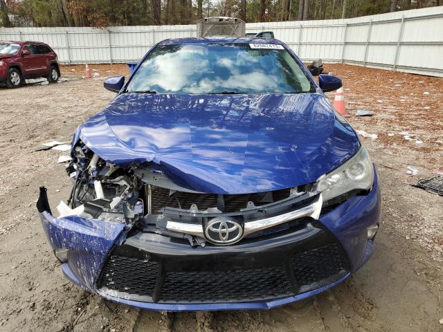 82082413 :رقم المزاد ، 4T1BF1FK4FU953037 vin ، 2015 Toyota Camry Le مزاد بيع