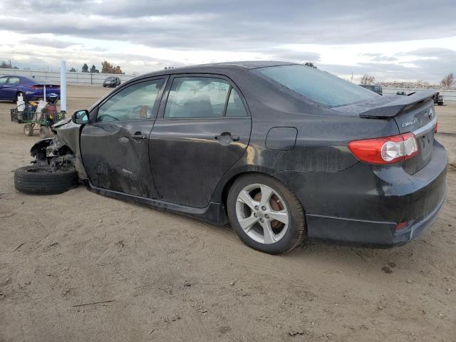 81432183 :رقم المزاد ، 5YFBU4EE9DP203635 vin ، 2013 Toyota Corolla مزاد بيع