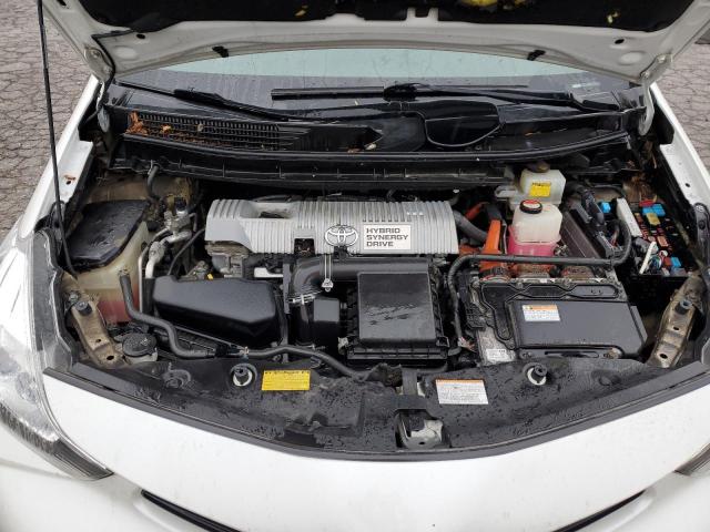 81334753 :رقم المزاد ، JTDZN3EU9FJ018487 vin ، 2015 Toyota Prius V مزاد بيع