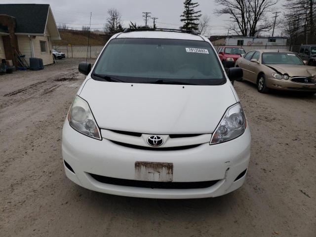 79125693 :رقم المزاد ، 5TDKK4CC0AS291615 vin ، 2010 Toyota Sienna Ce مزاد بيع