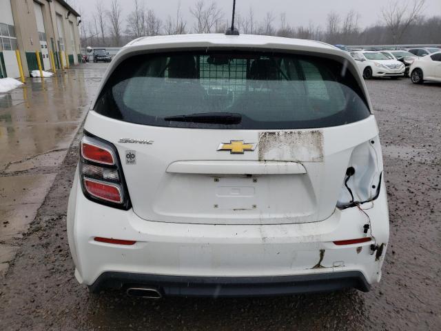 75881143 :رقم المزاد ، 1G1JG6SH7J4132925 vin ، 2018 Chevrolet Sonic مزاد بيع