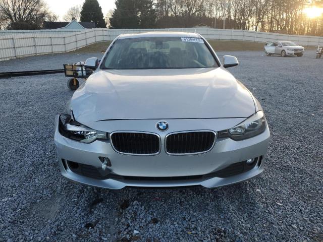 81284663 :رقم المزاد ، WBA3B1C56DF461529 vin ، 2013 Bmw 320 I مزاد بيع