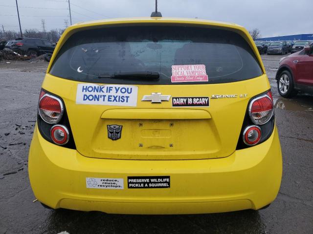 84057044 :رقم المزاد ، 1G1JC6SH4F4179235 vin ، 2015 Chevrolet Sonic مزاد بيع