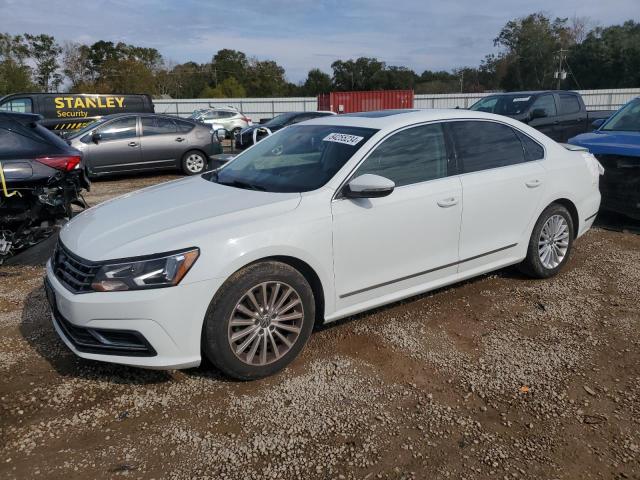 Продаж на аукціоні авто 2017 Volkswagen Passat, vin: 1VWBT7A36HC056159, номер лоту: 98695025