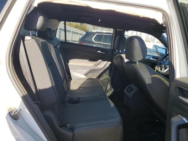 84062524 :رقم المزاد ، 3VVCB7AXXPM017215 vin ، 2023 Volkswagen Tiguan مزاد بيع