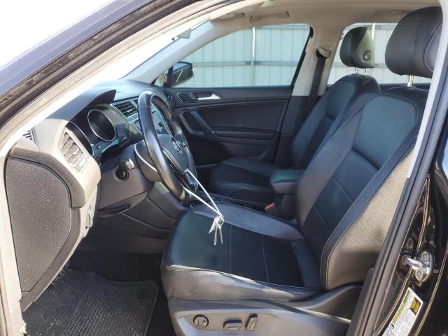 83060894 :رقم المزاد ، 3VV3B7AX0JM019403 vin ، 2018 Volkswagen Tiguan مزاد بيع