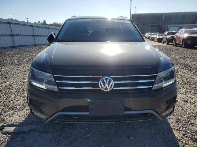 83060894 :رقم المزاد ، 3VV3B7AX0JM019403 vin ، 2018 Volkswagen Tiguan مزاد بيع