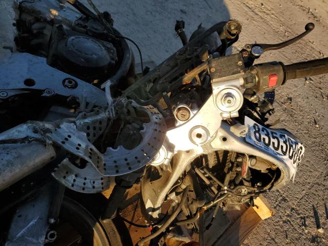 83536094 :رقم المزاد ، JKAZX2B16VA038865 vin ، 1997 Kawasaki Zx900 مزاد بيع