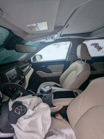 Продаж на аукціоні авто 2022 Toyota Highlander, vin: 5TDGZRBH8NS578198, номер лоту: 83155634