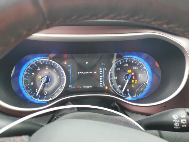 82906684 :رقم المزاد ، 2C4RC1BG5LR106243 vin ، 2020 Chrysler Pacifica مزاد بيع