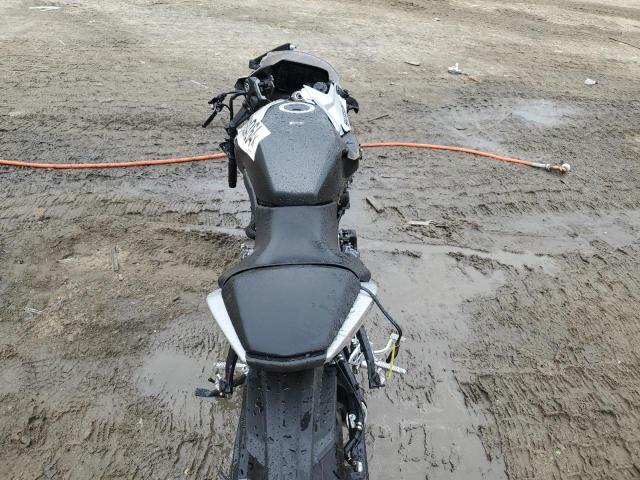 2024 Suzuki Gsx800 მანქანა იყიდება აუქციონზე, vin: JS1EM13B2R7103965, აუქციონის ნომერი: 83694264