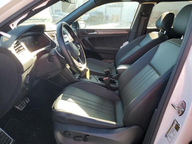 84062524 :رقم المزاد ، 3VVCB7AXXPM017215 vin ، 2023 Volkswagen Tiguan مزاد بيع