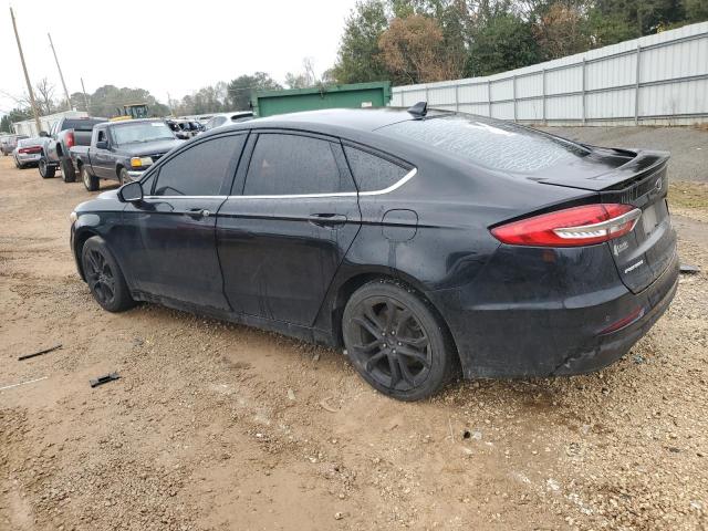 82817414 :رقم المزاد ، 3FA6P0HD3LR260948 vin ، 2020 Ford Fusion مزاد بيع