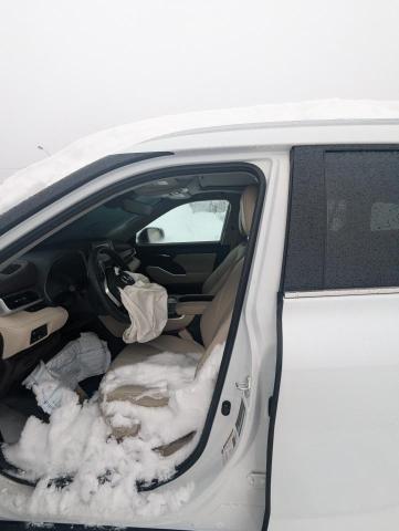 Продаж на аукціоні авто 2022 Toyota Highlander, vin: 5TDGZRBH8NS578198, номер лоту: 83155634