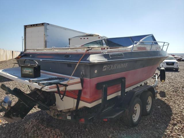 84393714 :رقم المزاد ، 4WNMN272L687 vin ، 1989 Four Winns Boat مزاد بيع