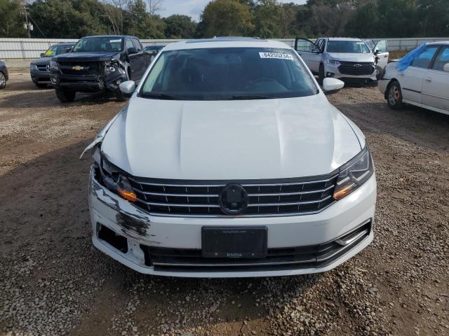 Продаж на аукціоні авто 2017 Volkswagen Passat, vin: 1VWBT7A36HC056159, номер лоту: 98695025