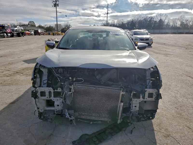 94683075 :رقم المزاد ، 2HGFC2F69JH545704 vin ، 2018 Honda Civic مزاد بيع
