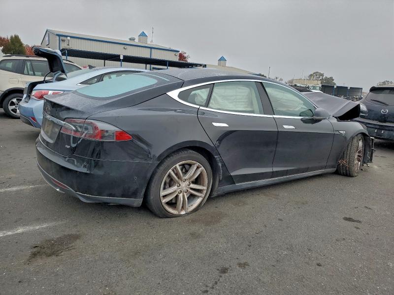 Продаж на аукціоні авто 2015 Tesla Model S, vin: 5YJSA1S19FFP68815, номер лоту: 96195755