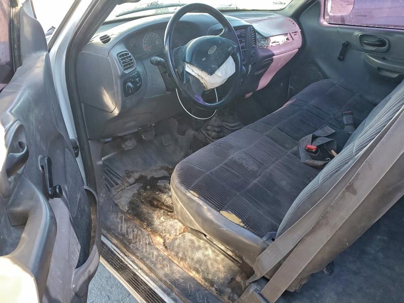 Auction sale of the 2000 Ford F150, vin: 1FTRX18W4YNB17399, lot number: 95997265