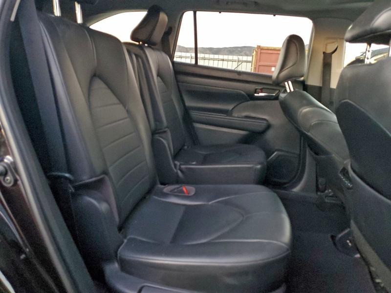96613385 :رقم المزاد ، 5TDHZRAH0MS039109 vin ، 2021 Toyota Highlander مزاد بيع