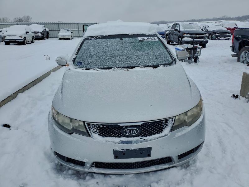 2010 Kia Forte Ex მანქანა იყიდება აუქციონზე, vin: KNAFU4A27A5235647, აუქციონის ნომერი: 94936925