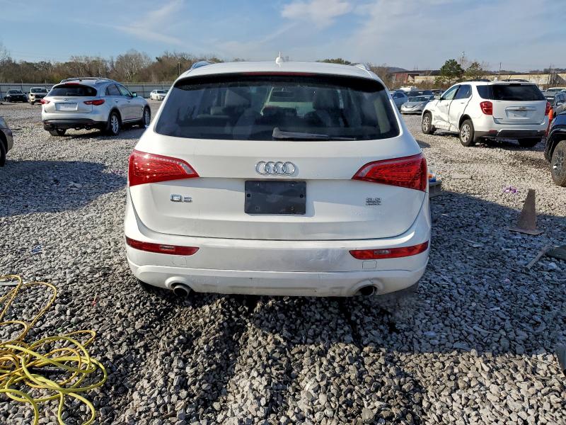 2010 Audi Q5 მანქანა იყიდება აუქციონზე, vin: WA1CKAFP6AA042339, აუქციონის ნომერი: 96012945