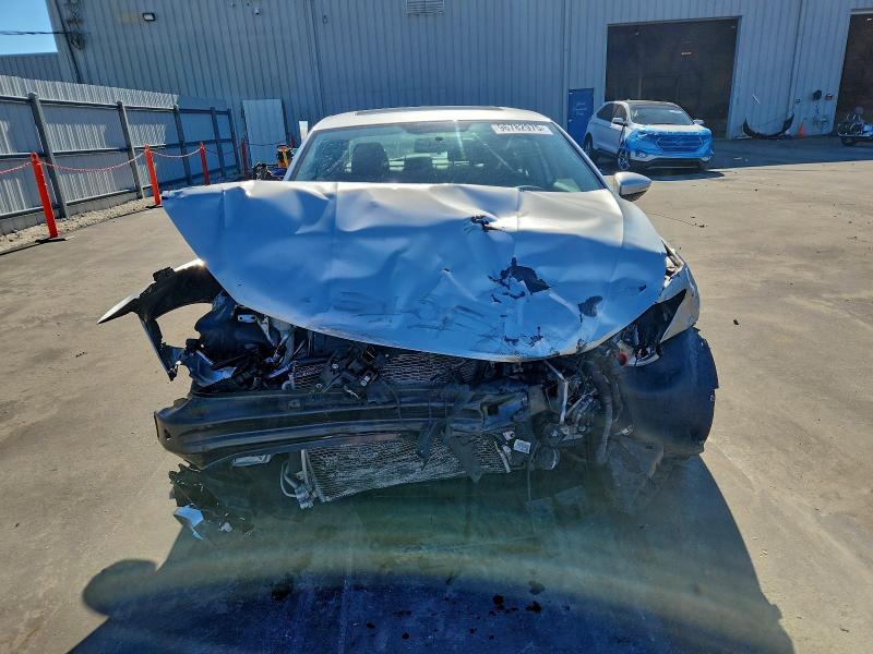 Продажа на аукционе авто 2017 Volkswagen Passat, vin: 1VWBT7A39HC011006, номер лота: 96782975